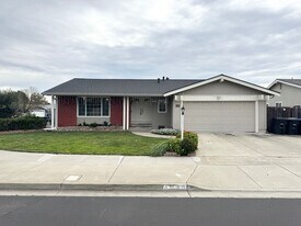 4239 Denker Dr in Pleasanton, CA - Building Photo