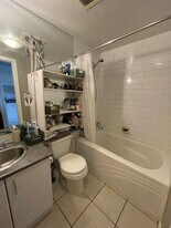 409 Swift St in Victoria, BC - Building Photo