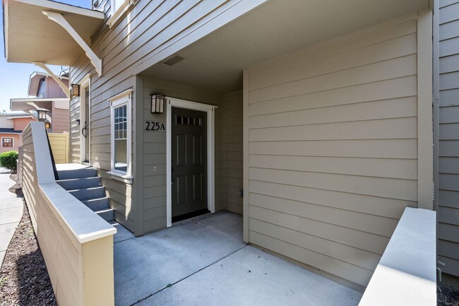 property at 225 Valley Oak Dr