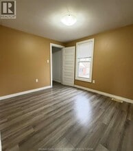 830 Parent in Windsor, ON - Foto de edificio - Building Photo