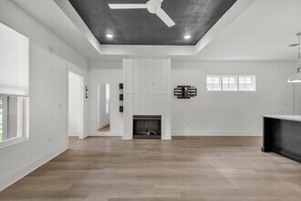 17 N L St in Pensacola, FL - Building Photo - Building Photo