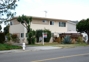 1773-1775 1/2 Anaheim Ave Apartments