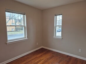1870 Wooster Rd, Unit Lower in Rocky River, OH - Building Photo - Building Photo