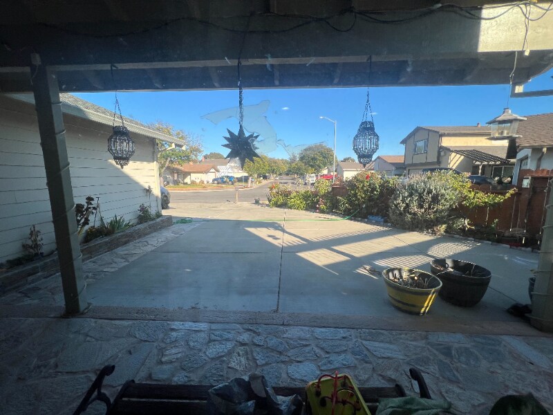 32445 Lake Barlee Ln in Fremont, CA - Building Photo