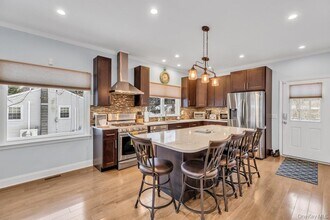 300 Fiddler Ln in Greenport, NY - Building Photo - Building Photo