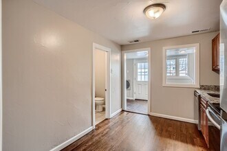 4089 S. Clarkson Street in Englewood, CO - Building Photo - Interior Photo