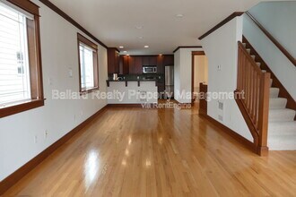 913 NW 51st St in Seattle, WA - Building Photo - Building Photo