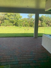 2181 Hickeys Creekside Dr in Alva, FL - Foto de edificio - Building Photo