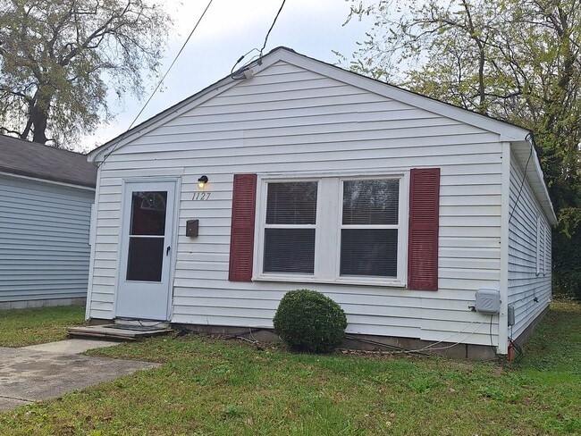 property at 1127 Rowe St