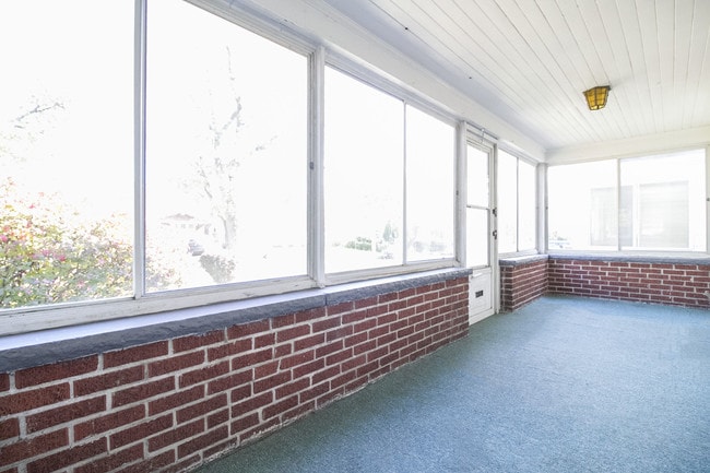 3531 Hazelhurst Ave in Toledo, OH - Building Photo - Building Photo