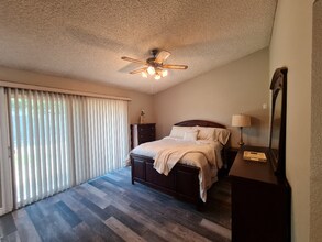 7944 W Charter Oak Rd in Peoria, AZ - Building Photo - Building Photo