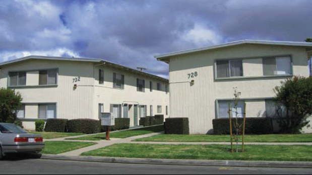 728-732 N 3rd St in Lompoc, CA - Building Photo