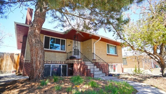 property at 1125 Dayton St