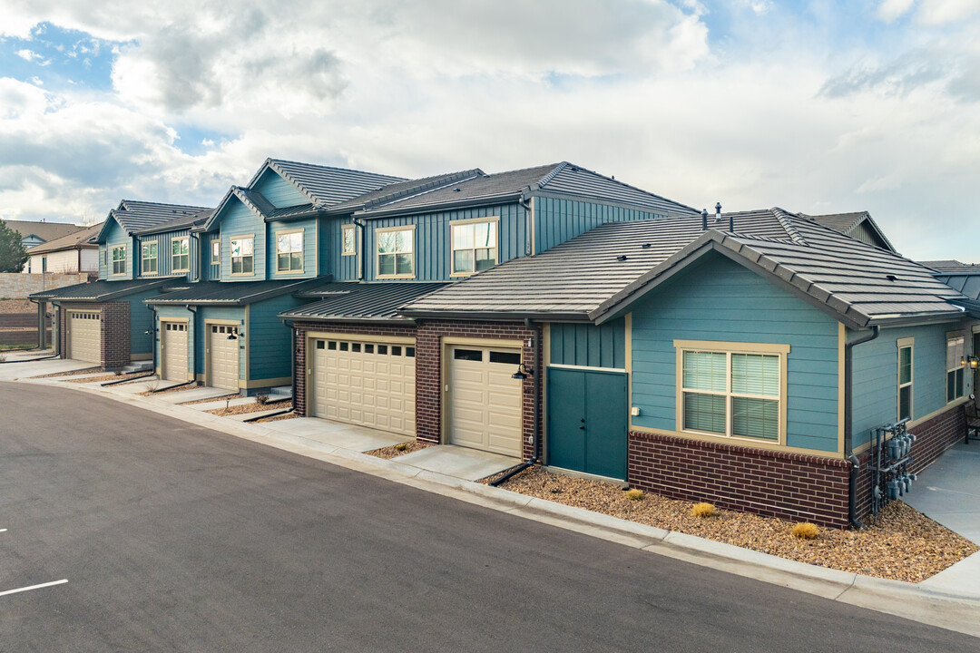 The Farmhouse at Meridian Village in Parker, CO - Foto de edificio