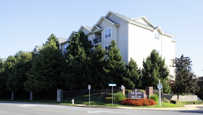 The Gates Of McLean in McLean, VA - Building Photo - Building Photo