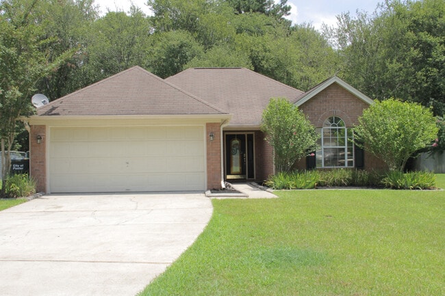 126 Cross Creek Dr