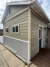 668 S Auburn St in Grass Valley, CA - Building Photo - Building Photo