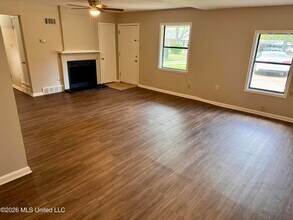 1580 Guilford Cove in Horn Lake, MS - Foto de edificio - Building Photo