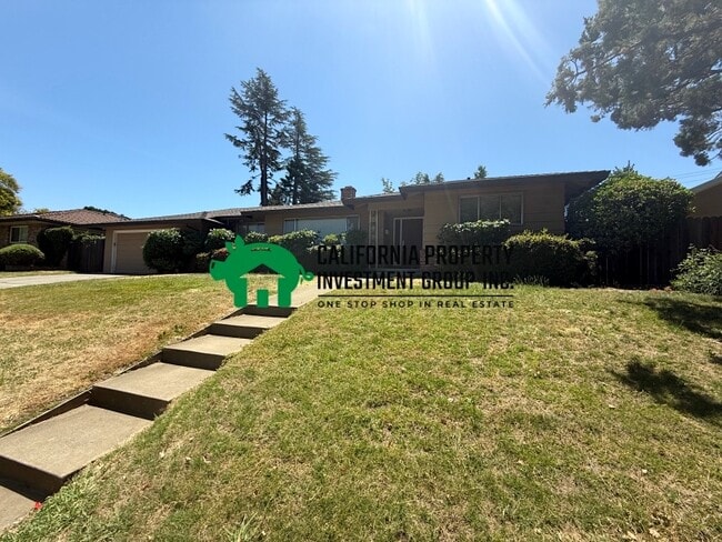 property at 1212 40th Ave
