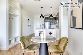 1401 Art Dilly Dr. in Austin, TX - Foto de edificio - Building Photo