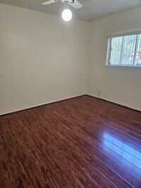 7823 Barberton Dr photo'