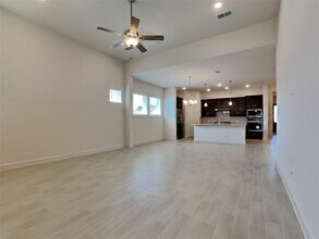 15170 London Gavroche Ln in Conroe, TX - Building Photo - Building Photo