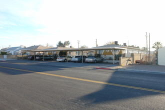 225 S 10th St in Las Vegas, NV - Building Photo - Building Photo