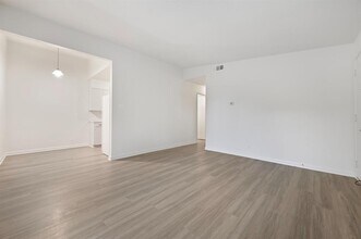 1815 Ohlen Rd in Austin, TX - Building Photo - Building Photo