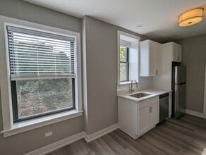 3935 N Janssen Ave, Unit #3937-W3 in Chicago, IL - Building Photo - Building Photo