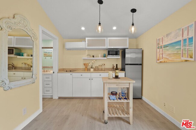 777 El Medio Ave in Los Angeles, CA - Building Photo - Building Photo