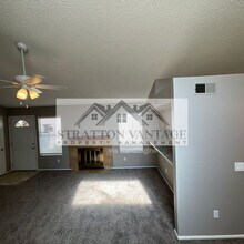 3893 W Denver St in Chandler, AZ - Building Photo - Building Photo