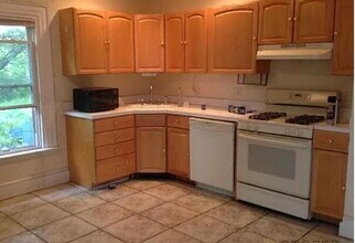 399 Newtonville Ave in Newton, MA - Building Photo - Building Photo