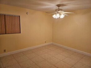 8801 W Sample Rd, Unit 15 in Coral Springs, FL - Building Photo - Building Photo