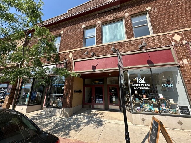 1608-1612 Washington St in Two Rivers, WI - Building Photo - Building Photo