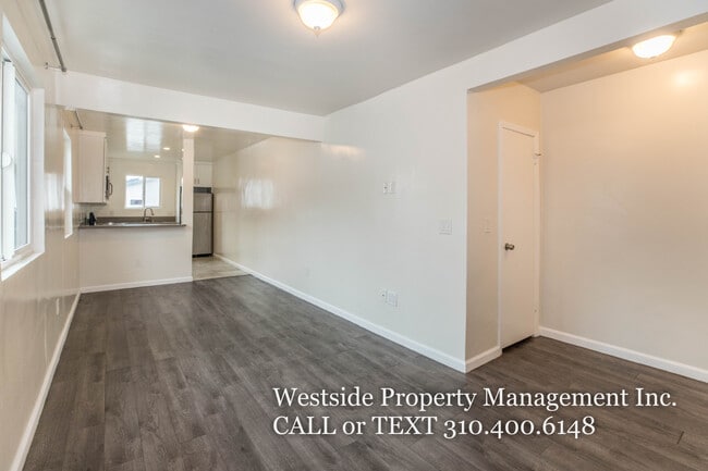 1270 W 39th St in Los Angeles, CA - Foto de edificio - Building Photo