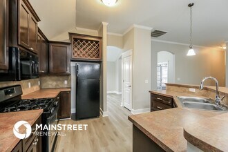 1632 Hollowbrook in Edmond, OK - Building Photo - Building Photo