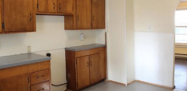 918 W Wood St in Coal Township, PA - Building Photo - Building Photo