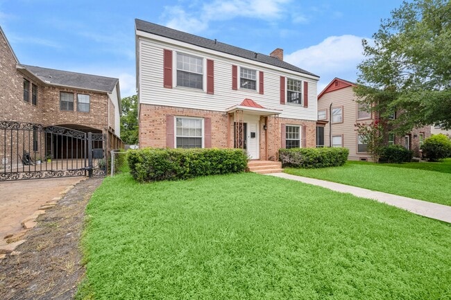 3223 Charleston St in Houston, TX - Building Photo - Building Photo