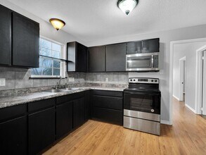 1802 N Wilhite St in Cleburne, TX - Building Photo - Building Photo