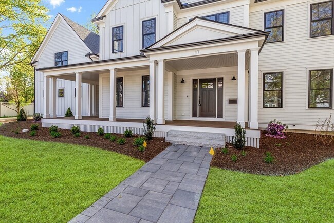 11 Cuba St in Andover, MA - Building Photo - Building Photo