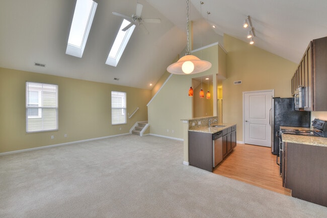 Grandview Village Apartments in Grandview Heights, OH - Building Photo - Building Photo