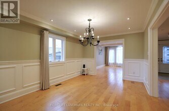 10 Lehman Crescent in Markham, ON - Building Photo - Building Photo