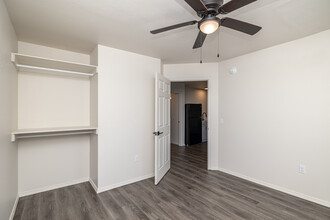 The Grove on Berry in Springdale, AR - Building Photo - Interior Photo