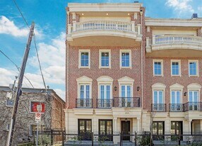 1909 Revere St in Houston, TX - Building Photo