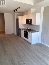 195 McCaul St in Toronto, ON - Building Photo - Building Photo