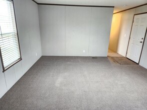 762 Virginia in Belleville, MI - Building Photo - Building Photo