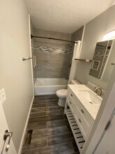 3233 Summerhill Ln in Columbus, OH - Building Photo - Building Photo