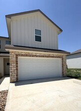 1166 Lindsey Dr, Unit B in Copperas Cove, TX - Building Photo - Building Photo