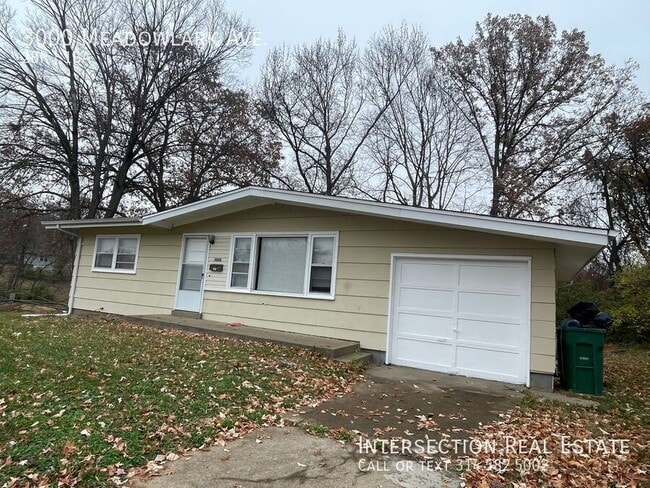 3000 Meadowlark Ave in Jennings, MO - Building Photo - Building Photo
