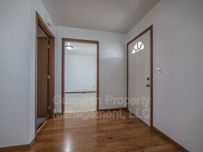 718 E 5th St in Maryville, MO - Building Photo - Building Photo